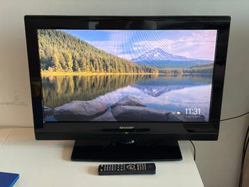 26 inch Sharp TV MODEL LC-26S7E-BK