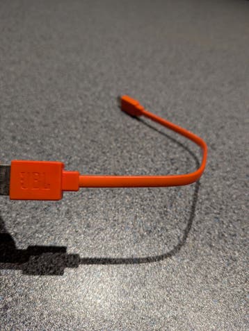 jbl oplader