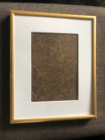 Gouden fotolijst met passe-partout, ca. 20x30 cm