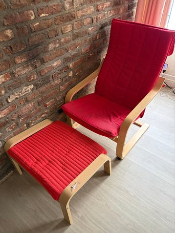 IKEA Poäng fauteuil met voetenbank - Rood