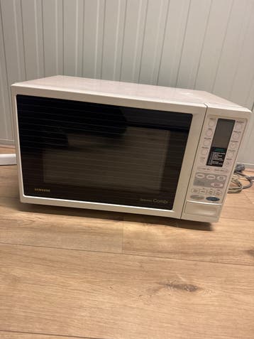 Samsung Combimagnetron - Wit - Goede staat