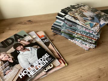 40 Linda magazines.