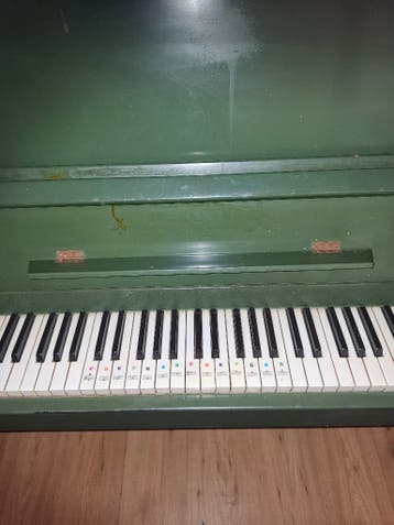 Gratis op te halen piano