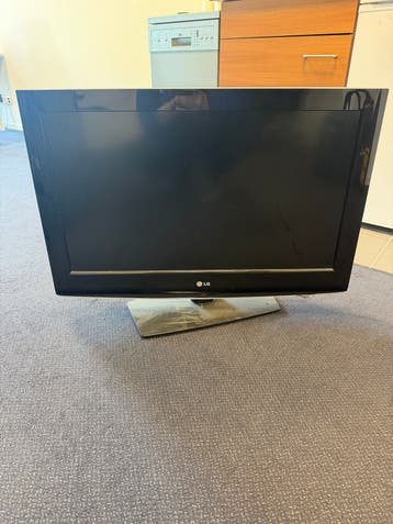2 TV's: LG 32 inch en Samsung 40 inch - Gratis op te halen