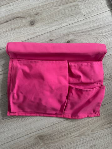 Gratis IKEA STICKAT organizer voor aan je bedrand