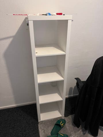 IKEA Kallax kast - goede staat, lichte gebruikssporen