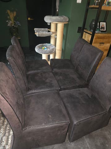 6 eetkamerstoelen gratis af te halen
