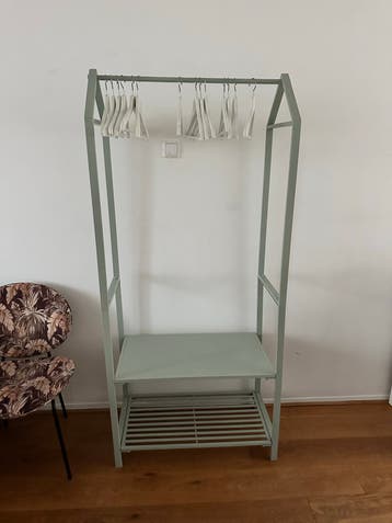 Gratis Garderobekast/stelling Mintgroen incl. hangers