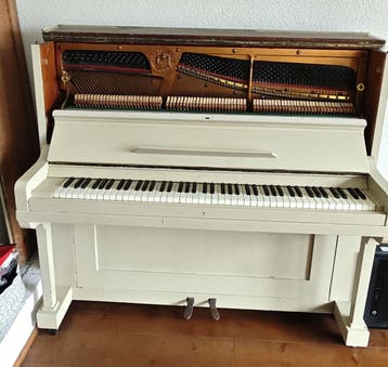 Piano van Leopold Thürmer - Opknapper met stemkit