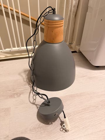 GRATIS Grijze hanglampen