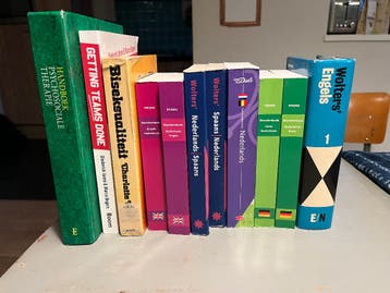 Woordenboeken en andere boeken