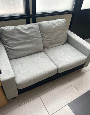 Gratis Comfortabele tweepersoonsbank - grijs