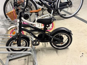 2 kinder fietsjes 30€