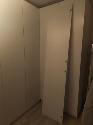Gratis 2x witte ikea paxkast deur (FORSAND)