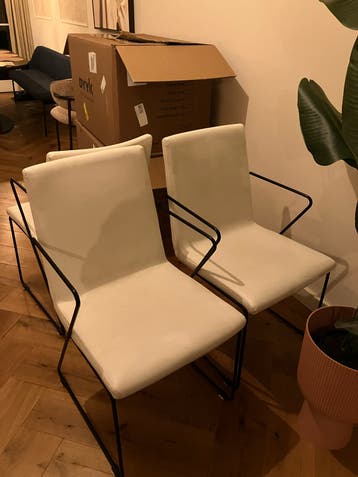 3 stoelen gratis af te halen in Vught