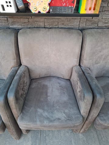 4 nette stoelen