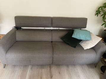 Comfortabele 2,5-zits bank met elektrische relaxfunctie
