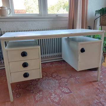stevig bureau