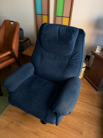 2 relaxstoelen