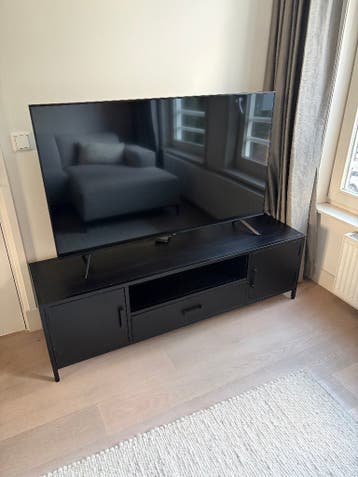 Gratis: TV-meubel, zwart, Loods5