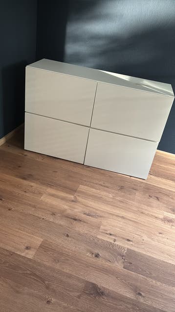 Ikea kast gratis