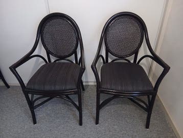 4 rotan eetkamerstoelen