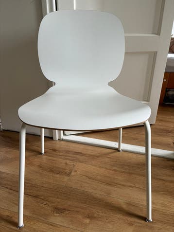 Witte ikea stoel