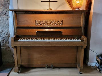Klassieke piano met prachtig geluid zoekt nieuw huis
