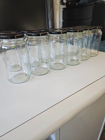 12 glazen potten (1L) ophalen Zwolle