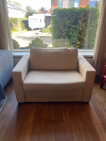 Comfortabele beige loveseat- gebruikt, maar goede staat