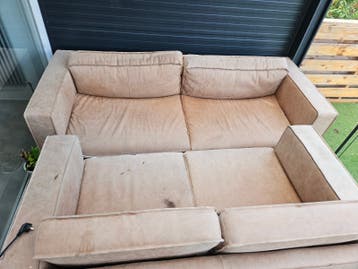 GRATIS - Grote hoekbank met voetenbank