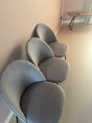 Gratis drie eetkamerstoelen Jysk