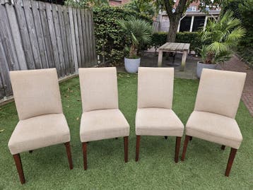 Set van 4 beige eetkamerstoelen