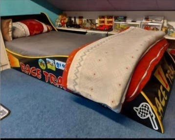 race stijl bed