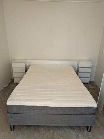 2-persoons boxspring 140x200 cm (eventueel met ombouw)