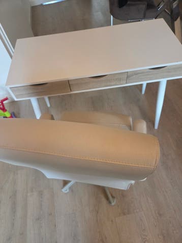 Bureau + bureaustoel