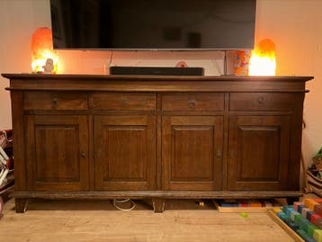 Houten dressoir met lades en deuren