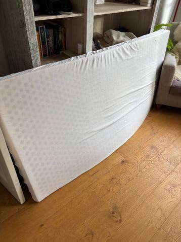 Latex matras 185 x 90 cm GRATIS