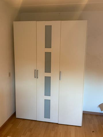 Kledingkast wit hout gratis zelf demonteren