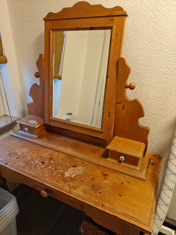Grenen kaptafel GRATIS heeft nieuw verfjasje nodig