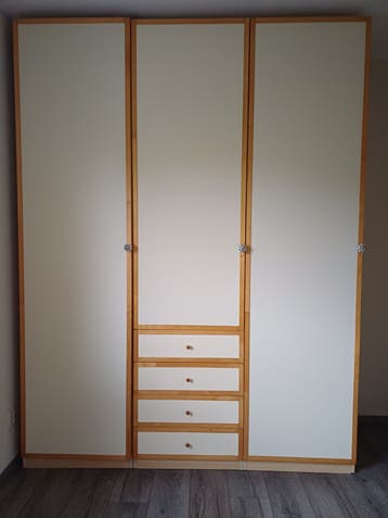 GRATIS Ruime PAX (oud model) kledingkast met lades en deuren