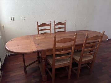 Grenen eettafel met 4 stoelen, verlengbaar