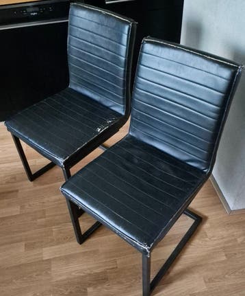 4x Gratis stoelen met metalen frame