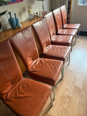 6 leren eetkamerstoelen