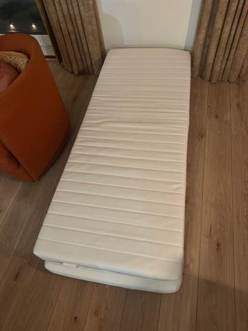 GRATIS: 2x IKEA ÅFJÄLL matrassen (80x200 cm)