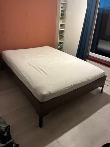 IKEA Bed 1.40m - GRATIS - MOET DEZE WEEK WEG