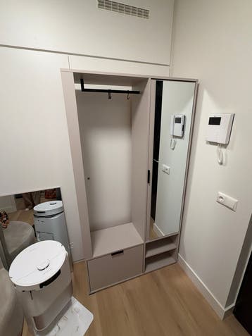 Gratis kast als nieuw op te halen
