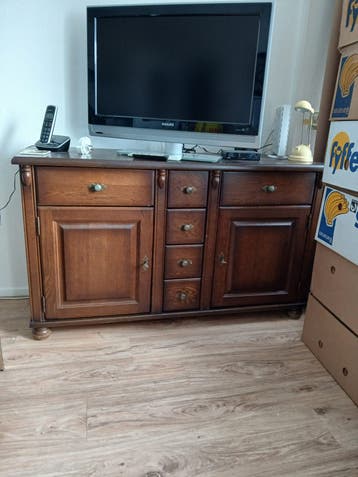 Dressoir kast gratis