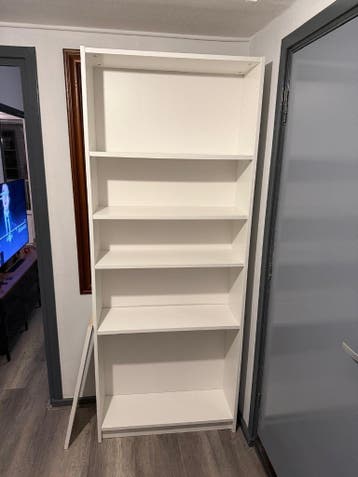 Witte boekenkast – 202 x 80 x 28 cm