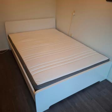 Gratis Matras 140 x 200 cm